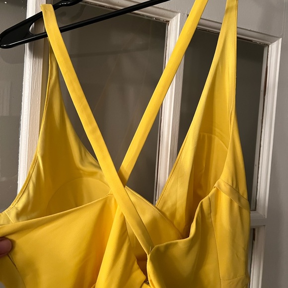 NWT! Bright yellow dress. Small tear under armpit, easily fixed!! - Picture 3 of 5